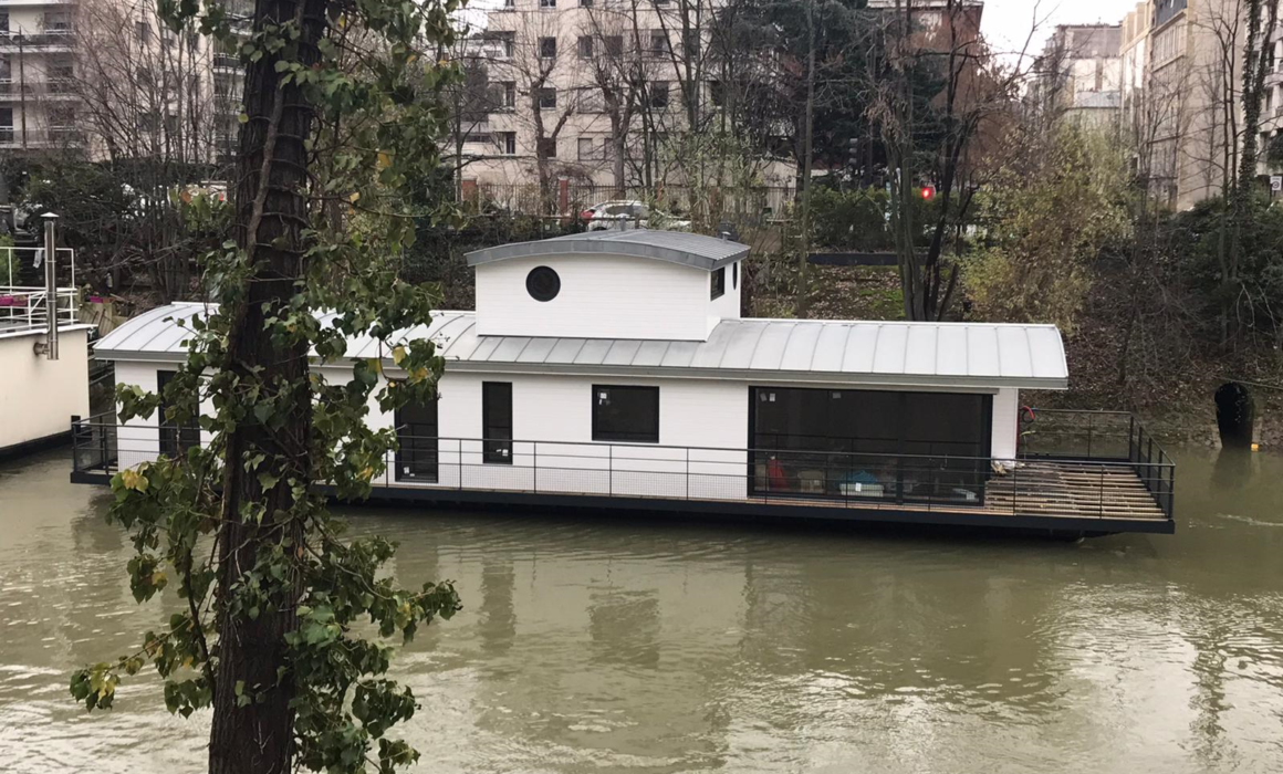 Maison flottante dans Paris - Yacht Design Collective